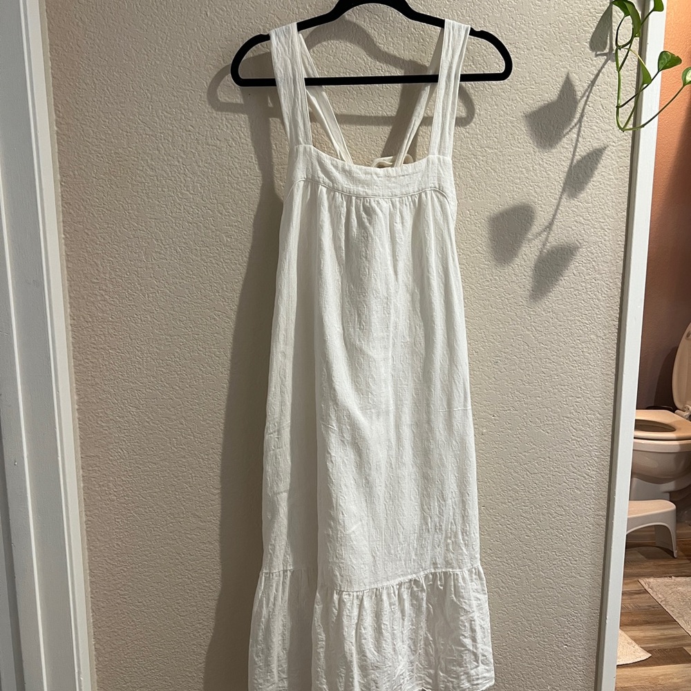 Carve Designs Textured White Top